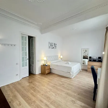 Allotjament i esmorzar Flor 218 Barcelona